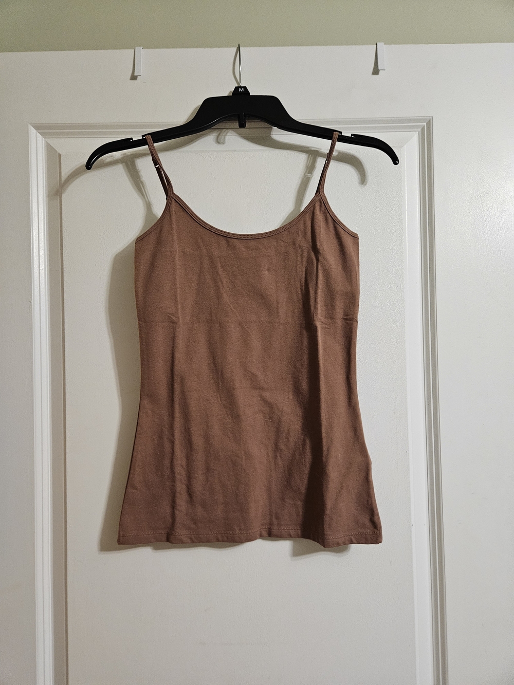 Amazon Essentials Brown Scoop Neck Cami Tank, XS